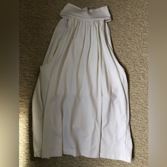 Mockneck white blouse with tie closure. - Picture 7 of 7